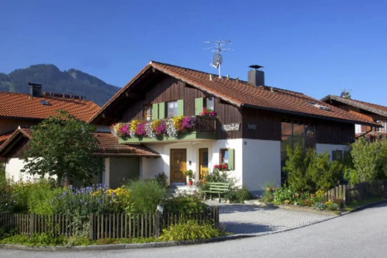 Haus Miller Apartman Nesselwang